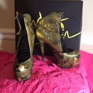 London Trash Stllettos